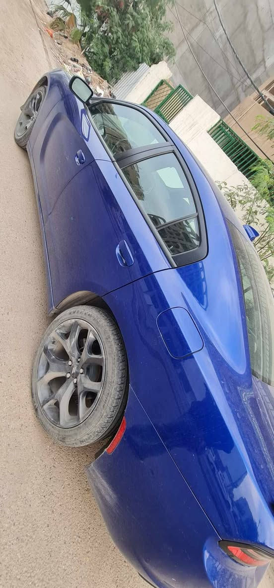 جارجر 2020 sxt plus محدث Gt
معروفة مواصفاتها فوووول
رقمها بغداد 
حادثها جاملغ وبنيد 
ماشية حاليا 26 الف ميل 
مكان السيارة بغداد 
السعر 240 ورقة 
رقم صاحب السيارة ***********
