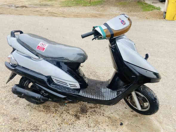 السلام عليكم ماطور كامل من كلشي مكان هيت السعر 50 الف هاذا رقم ابو لدراجه ‭٠٧٨٣ ١٦٦ ٢٠٩٢‬
