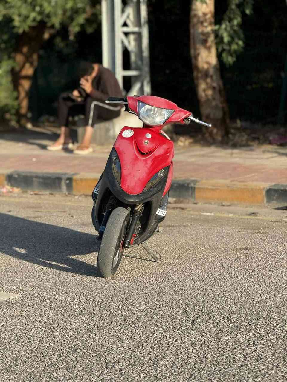 دراجه للبيع ماكس عدله مكينه حلوه وناعمه شلعه ومعدل بلاديه49سعره 550وبيه محال قليل بس لشراي يراسل ***********
