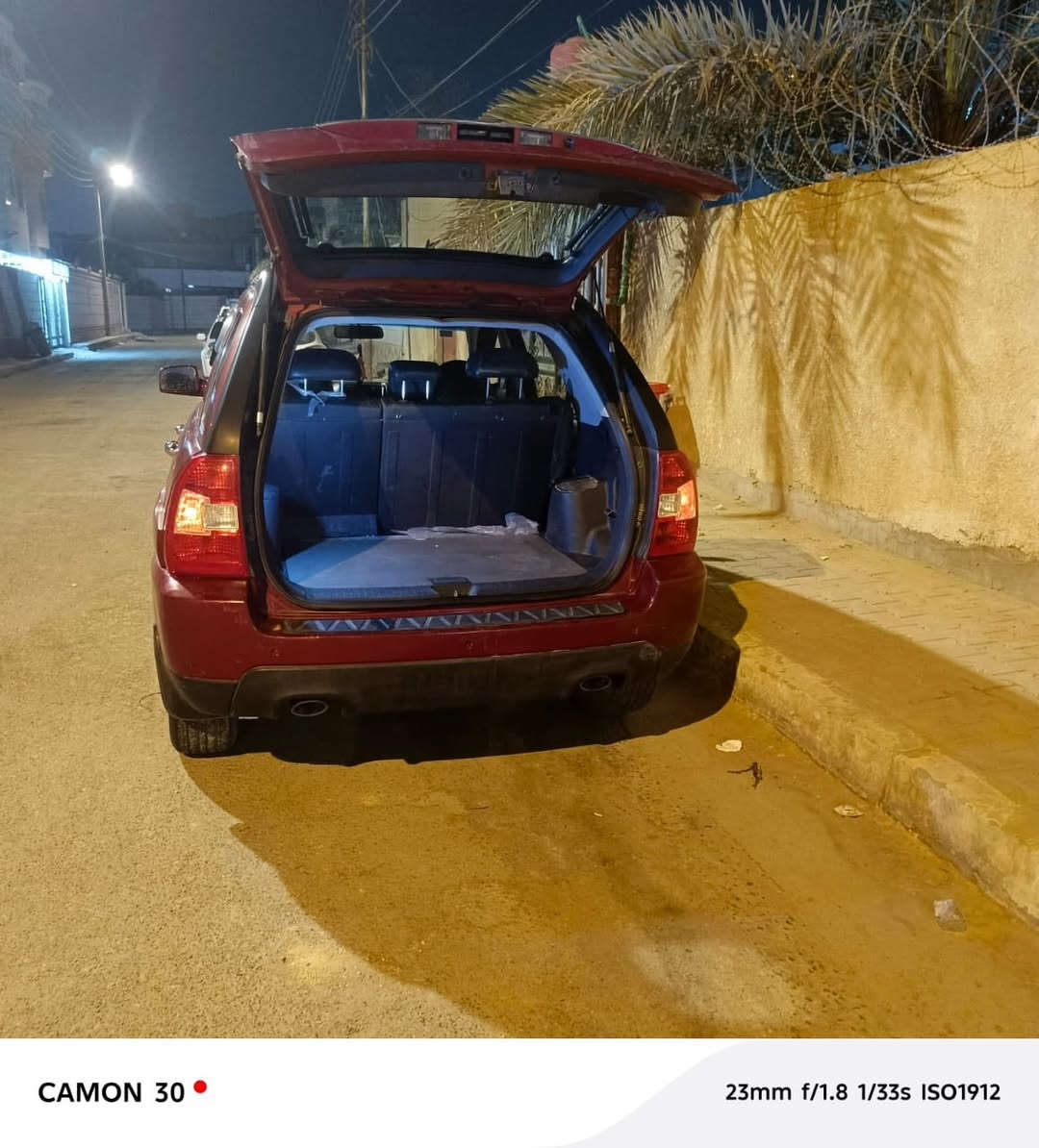 سلام وعليكم سياره للبيج اي ضربه مابيها بس مجورده سياره  اي ستفسار على رقم مكان سياره بصره 

‭0774 957 5933‬
سعر 105 $
