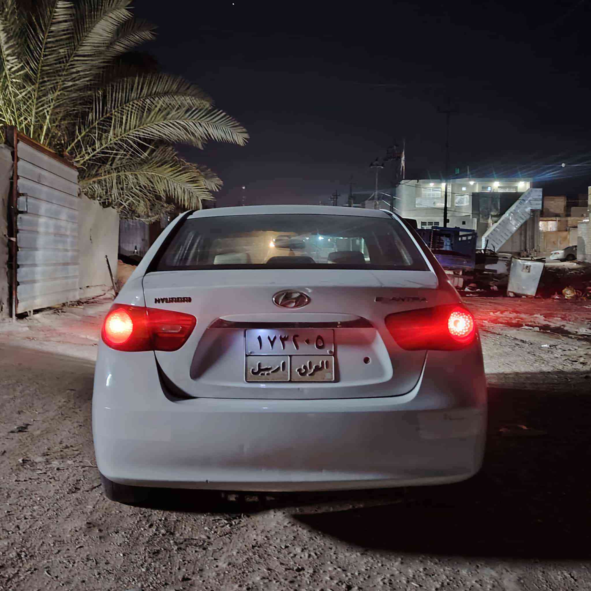 بيهه صبغ اقل الحزام مكينه وكير نضيفات  حداديه وسط سياره بيهه ملاحضات بسيطة رقم اربيل الماني وكالة وتحويل مكان السياره نجف المناذرة للأستفسار *********** Singapore
