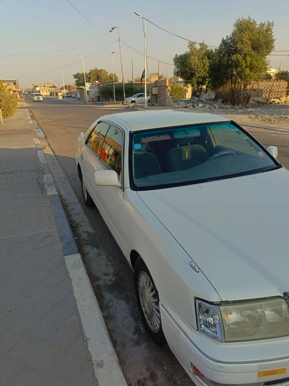 السلام و عليكم للبيع راس الثور لون ابيض مكينة وكير 3000وحدادة زينة  سنوية منتهية رقمهة انبار راعيهة ابو السنوية بل بصره تبريد شغال سيارة جاهزة 
سعر 85 وبيهة مجال قليل
موبايل *********** مكان بصره الزبير
