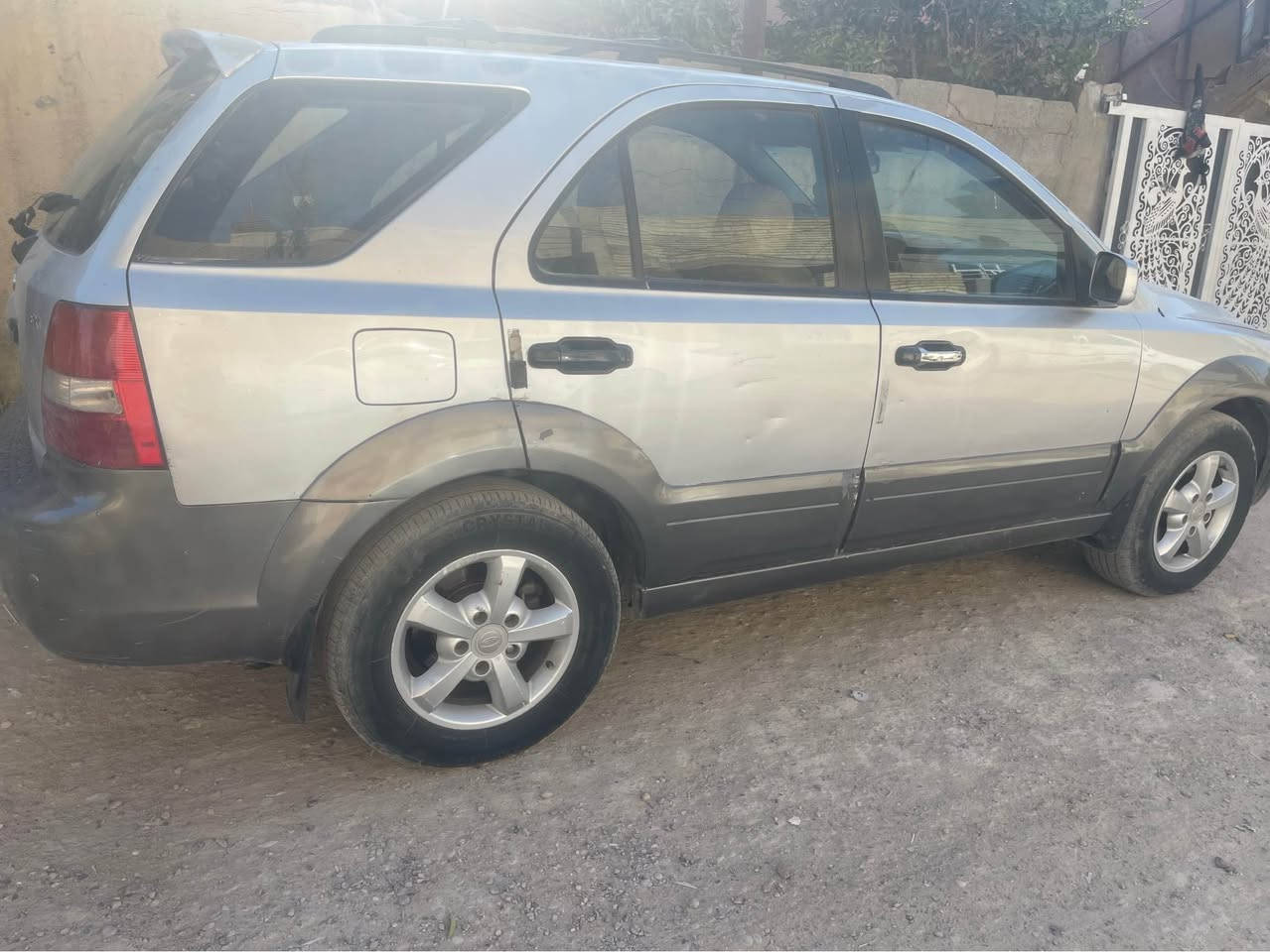 السلام عليكم كيه سورنتو 2007 خليجي السياره بلاديه مكينه كير مكفولات بسمي رقم وهزه جديده السعر 85 وبيه مجال بسيط العنوان بغداد الزعفرانيه رقم الهاتف *********** بغداد, العراق
