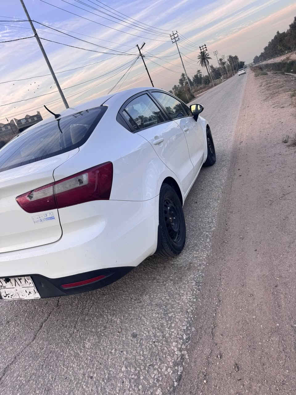 كيا ريو 2012
خليجي موصفات لدامامي خلفي
داخل عسلي اشاير مري فول تحكم
مكينه كير حداديه جاهزه من كلشي
بيه صبغ مكانين وجاملغ وبنيد نفس لون بدون ضرر داخل
مكان كربلاء  السعر 77 
رقم ***********
