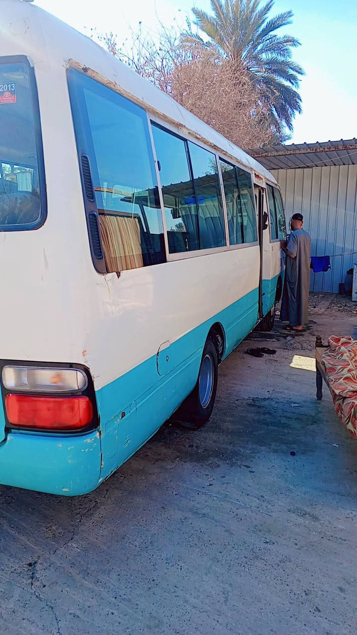 السلام عليكم كوستر صيني للبيع 2005 بيهه مكينه كايمه للاستفسار ***********
