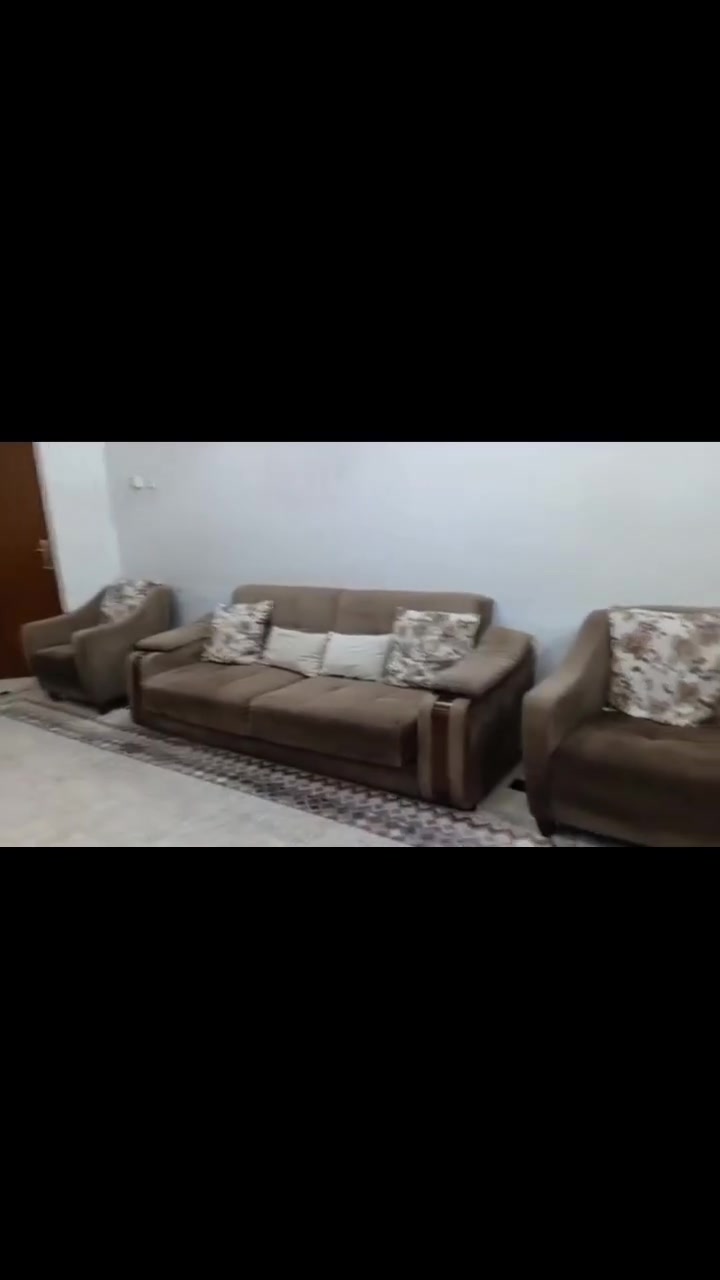 يالله السلام عليكم ورحمة 
تخم تركي  ينفتح وينغلط مابيه خلل سعر 260وبي مجال بسيط


**إذا كنت صاحب هذا الإعلان وتريد حذفه لأي سبب، رجاءا أرسل رسالة إلى الدعم الفني**