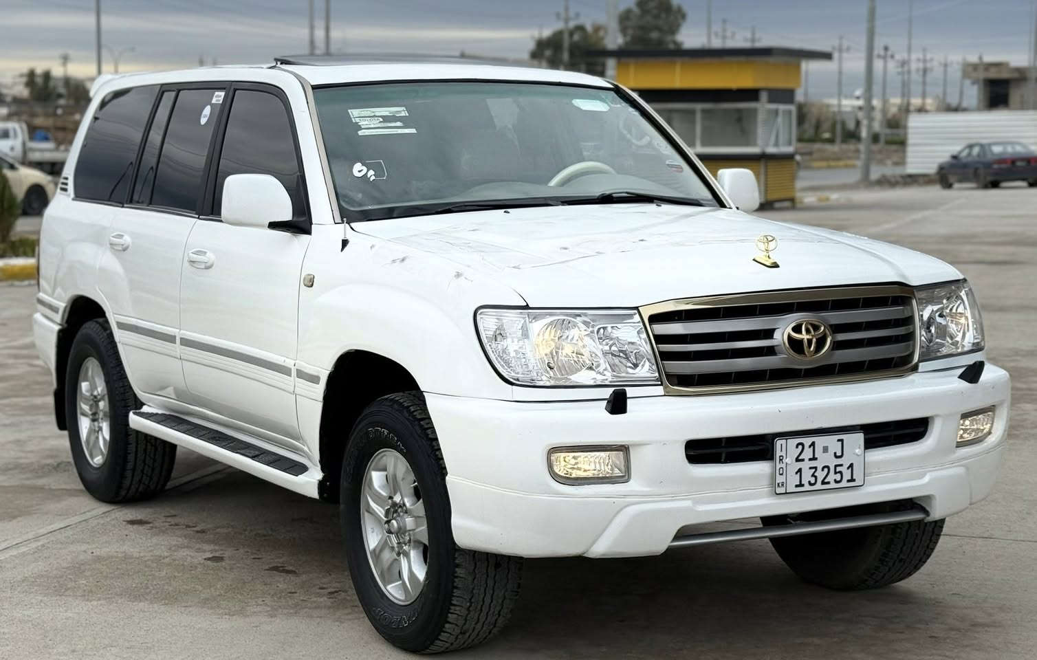 ‎💵💵سلام عليكم تحيبه طيبه لجميع المتابعين (سعر   فقد139 وه ره قه بيهامجال 💵💵💵💵💵

‎للعشاق الفخامه ،،،،،،،لاندكروز مونيكا خليجي موديل 2006  فوووول 
‎مواصفات (GXR) اعلى فئه محرك (4500)
‎محرك عدل سته سلندر

بدون ضربه شرط فحس امامى خلفى سياره كبس
‎وبدون دواخل ابيع مصبوغ عام الي رقم وسنويه جديد وباسمنه لحد (2028) 
~~~~~~~~~~~~~~~~~~~~~~~~~~~~~
‎كيرو محرك شرط لاصرف لابخار 
‎تبريد تدفئه ثلاث قطع شغال 
‎دفع رباعي (فور ويل ) شغال 
‎دواخل صاج 
‎سلايت كهرباء
‎باتري جديد 
‎تخم تايرات ويل جديد “ “ 
‎شاشه 
‎كامره خلفيه 
‎حساس 
‎لايتات زنون 
‎دبل تانكي 
‎ثلاجه 
‎صدر امامي خلفي جديد شرط الفحص 
‎قفل مركزي 
‎زراكه لايت 
‎هوك خلفي
‎خمسه ويل كب 
‎ادامه كامله بلكات قوايش نوازل
مكان سياره أربيل
***********
كورك. واتس أپ
