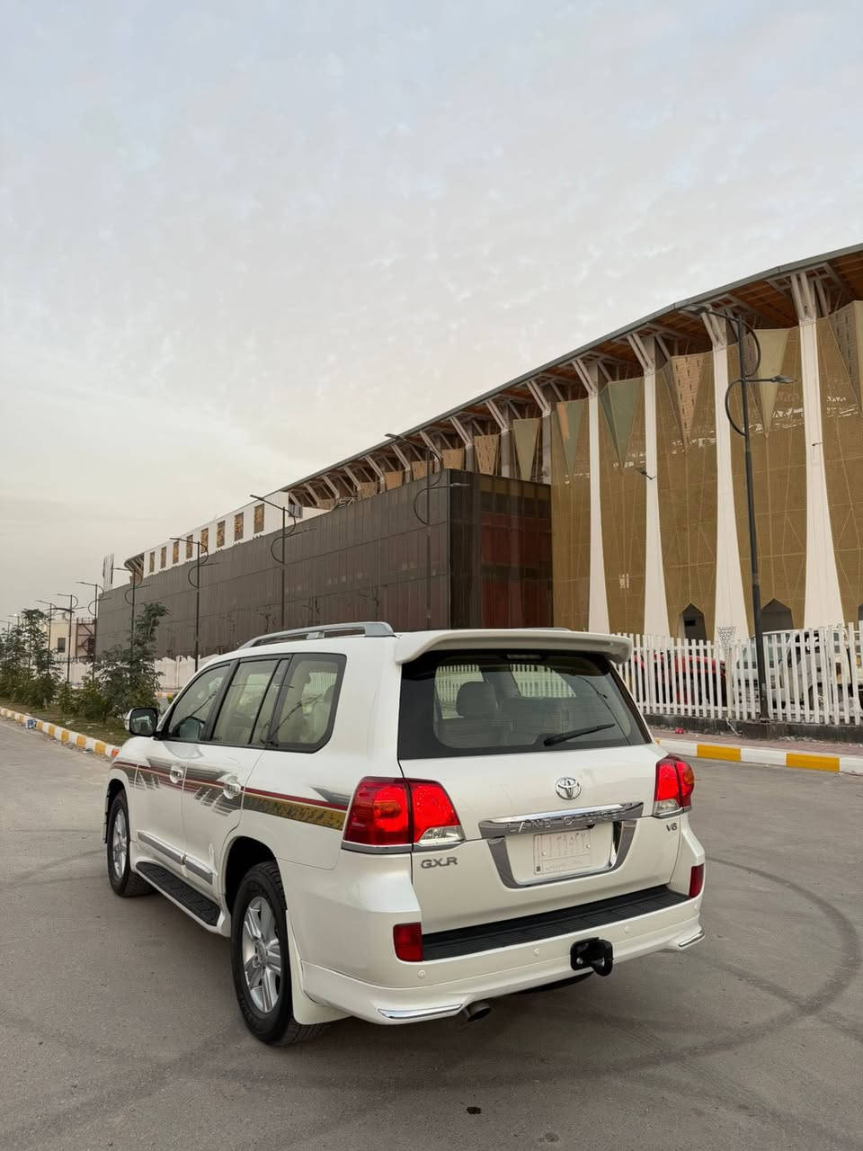 السلام عليكم 
لاند كروز 2012 
مكفوله كفاله عامه من كلشي حتى الدعاميات مكينه وكير مامفتوحات 
بريم أصل ام الطفايه 
ماشيه ١٥٤ حقيقي شرط الفحص لان السياره على ايدي من 2017 
رقم بغداد بأسمي تحويل مباشر 
السعر ٣٦٠ 
العنوان ناصريه مركز 
الرقم ***********
