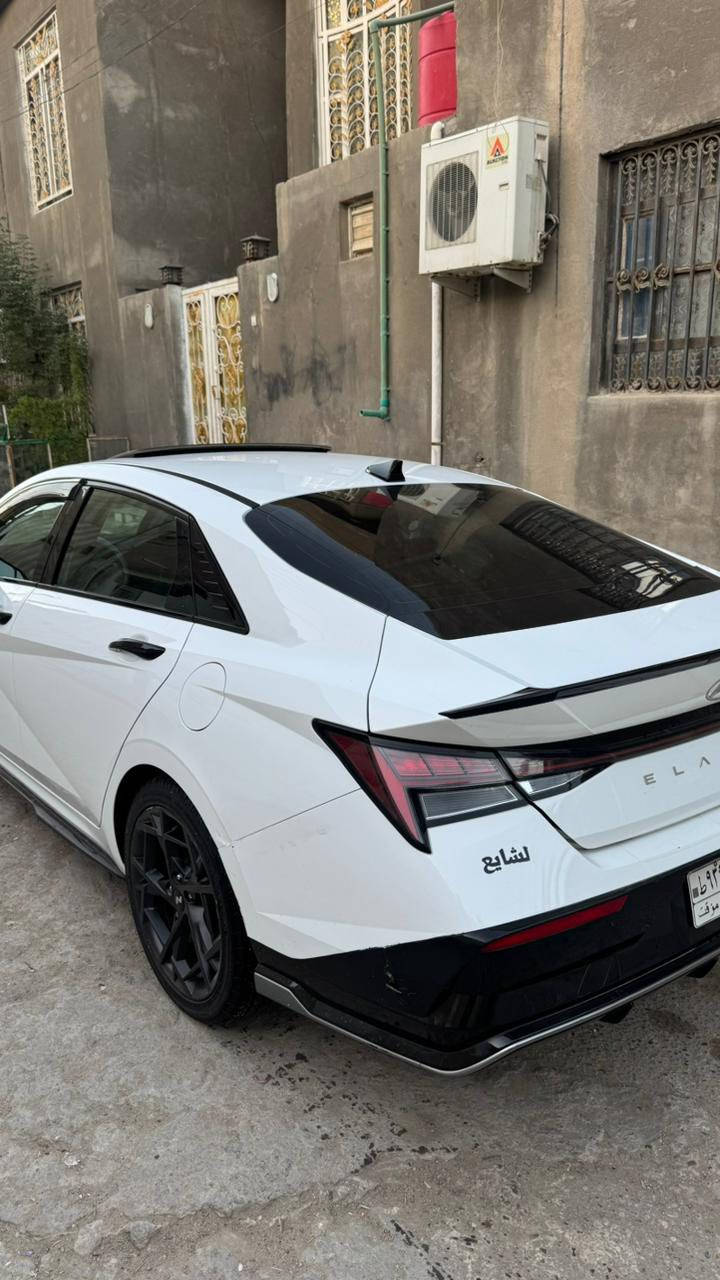 السلام عليكم النترا (ان لاين )مديل 24 دخول جديد دخلت معوقين و نسد ترقيم المعوقين و بقت فحص مؤقت تترقم حره السياره حاليا لا مدفوع لا كمرك ولا رقم ابيع على وضعها السعر 150 
***********
