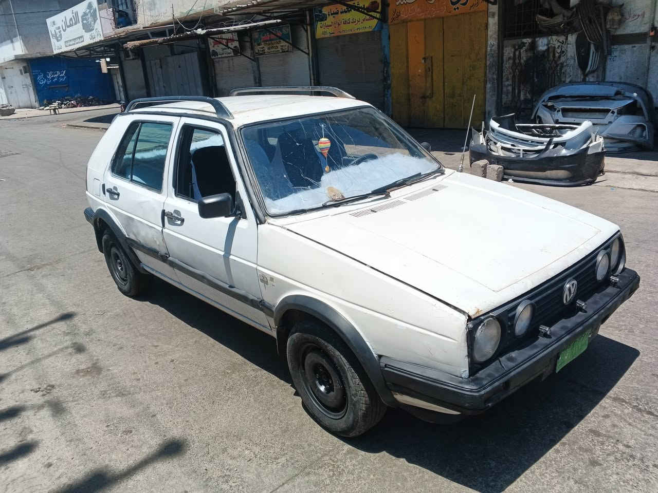 جول ف موديل 90 مكينه بيها بدايه صرف جير شرط طقم تايه بيض يا طخه بالتقمه شرط الوكاله وال شرط الوكاله والتحويل سياره شغاله سعر 16 مكينه صرف كربون مسجل ماستر.   ***********
