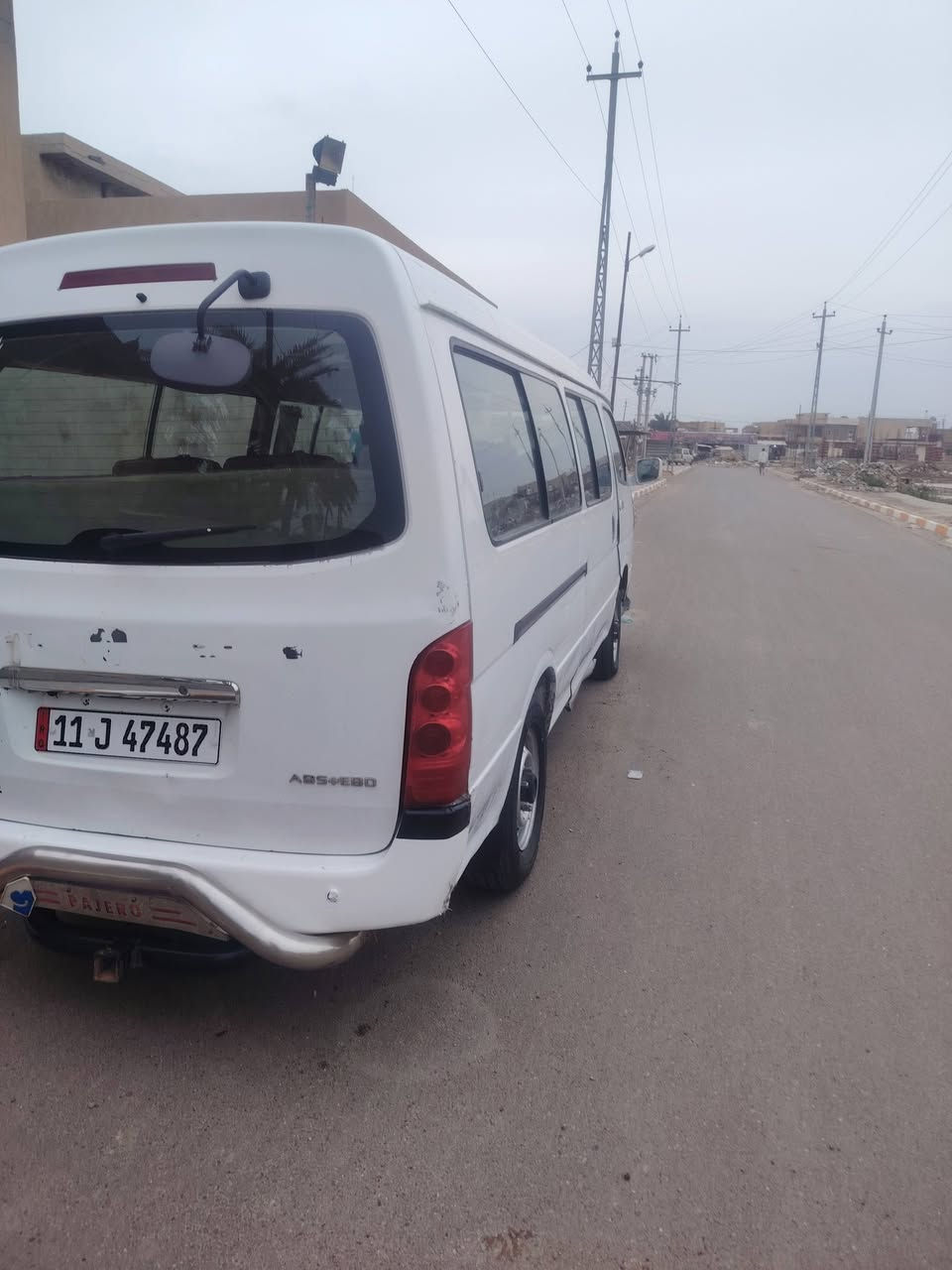 السلام عليكم جنبي اج وان موديل 2014 مكينه فور واي مال فتون كير اكسل انضاف بيها ضربه بل كصه رقم انكليزي بسمي مصفره هيئه وغرامات مكان بغداد طارميه السعر 77 وبيها مجال رقم الهاتف *********** /***********
