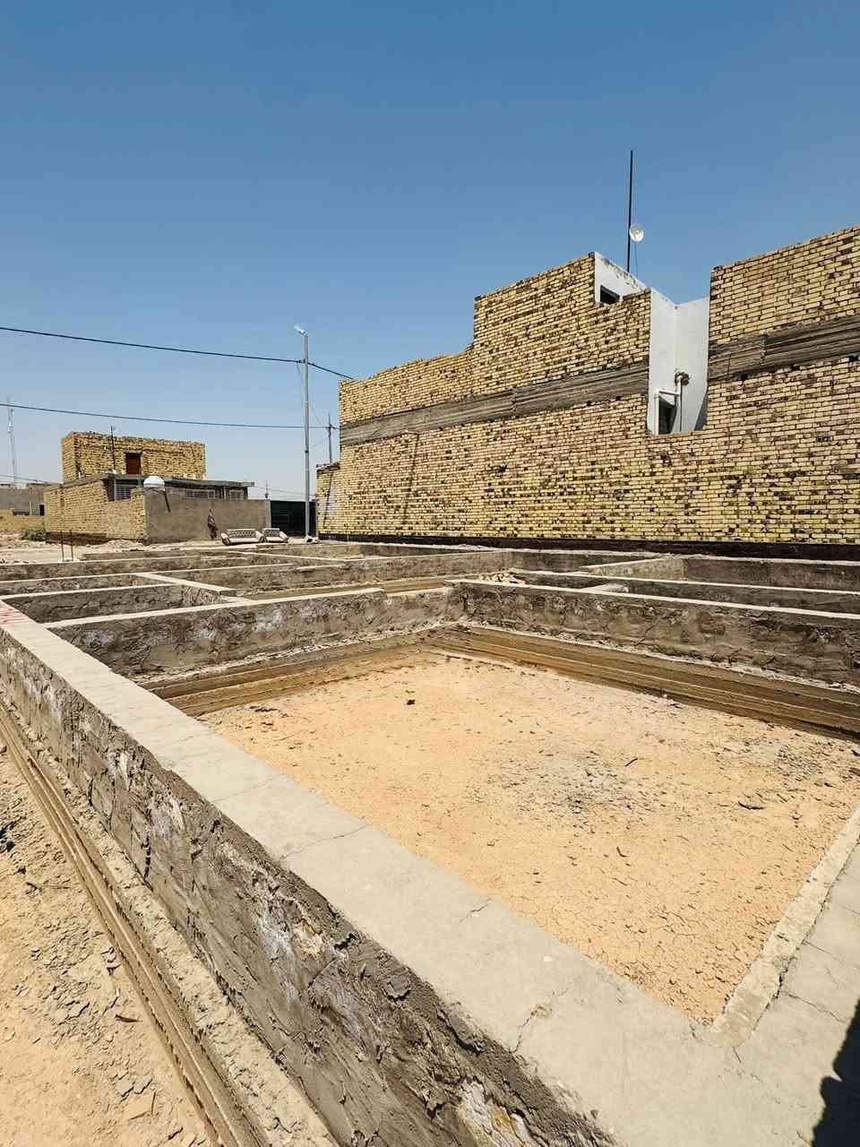 عرصة للبيع عرصات حيدر حجي هندي  مساحتها 200م
***********
