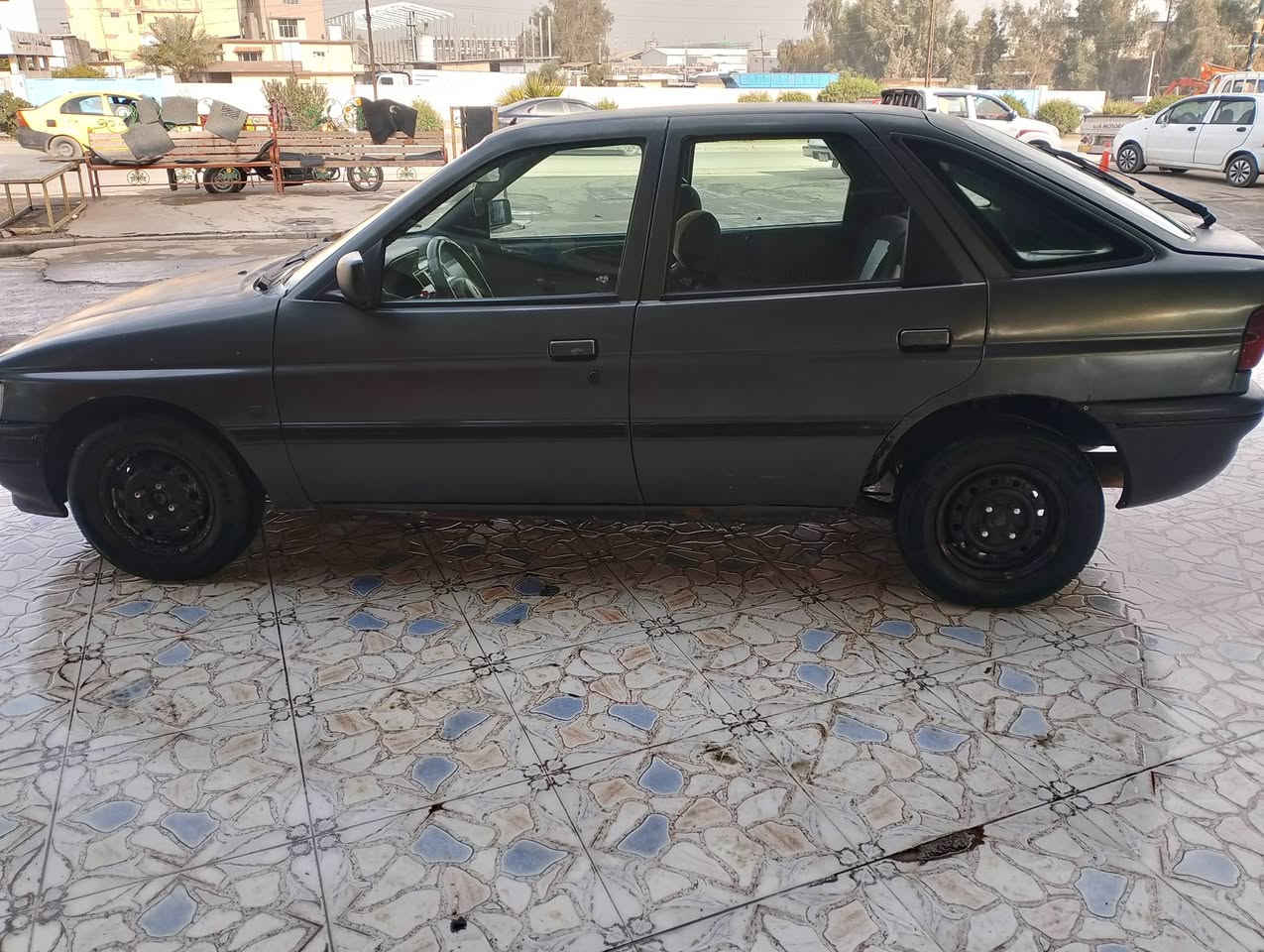 السلام عليكم سيارة فورد اسكورت موديل 1992 رقم نينوى اخضر كير ومحرك شرط الفحص محرك جديد مال گصه طخم جديد وايرمنيه كلها شغاله طخم تاير جديد سياره بدون ضرر كابون بانزين مابيها مامسجله داخلها كلش نظيف السيارة سنويا خضراء سنويا ساقطه بل 2019 السيارة مرسمه عليها غرامات 360 ألف السعر 13 بيها مجال للاستفسار الاتصال عل الرقم التالي ***********/*********** عنوان السيارة موصل حي الانتصار قرب بانزخانه الحاصود اقساط ماابيع نقد بس وبدون معارض بيع فقط ومدة ماابيع اخوان كل التفاصيل ذكرت
