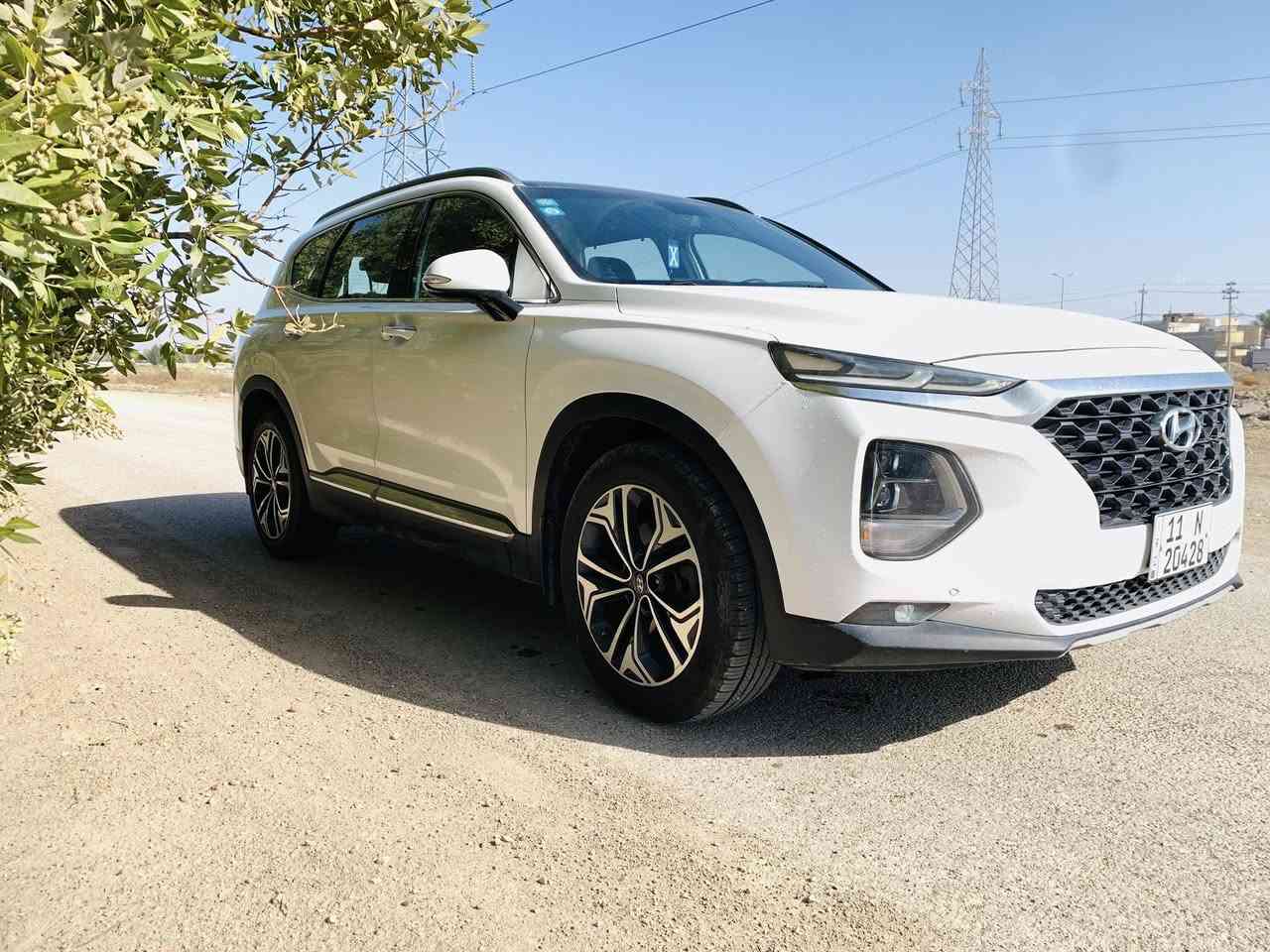 السلام عليكم…
سنتافي 2019 خليجي.

السياره بيها جنطه صبغ والبنيد الحافه صبغ السونار معروض 

محرك 6 سلندر3500 هاترك دفع رباعي...

المواصفات/ 

بصمة ، ابواب بصمة ،الكشنات الامامية كهرباء، لد نهاري ، الكشنات جلد، اشارات بالمري، مرايات شفط ، ترحيب المريات شاشه كاربلاي + انارة ، حساسات امامي خلفي ، كامره خلفيه دواره + كامره امامية، تبريد 3 قطع ، بانوراما على طول السياره 

 السيارة 7 راكب ،

  بردات خلفيه , (فووووووول تحكم استيرن) ، 

 مووود درايف ، مانع انزلاق ، 

تحكم انارة الدشبول ، اليدات نيكل +

 الويل حجم 19 

السيارة جديده جدا جاهزة استخدام شخصي ماشية141 كيلو 

رقم بغداد تحويل مباشر 

المكان واسط الكوت 

السعر:223 وبي مجال 

للاستفسار الرقم 

***********
