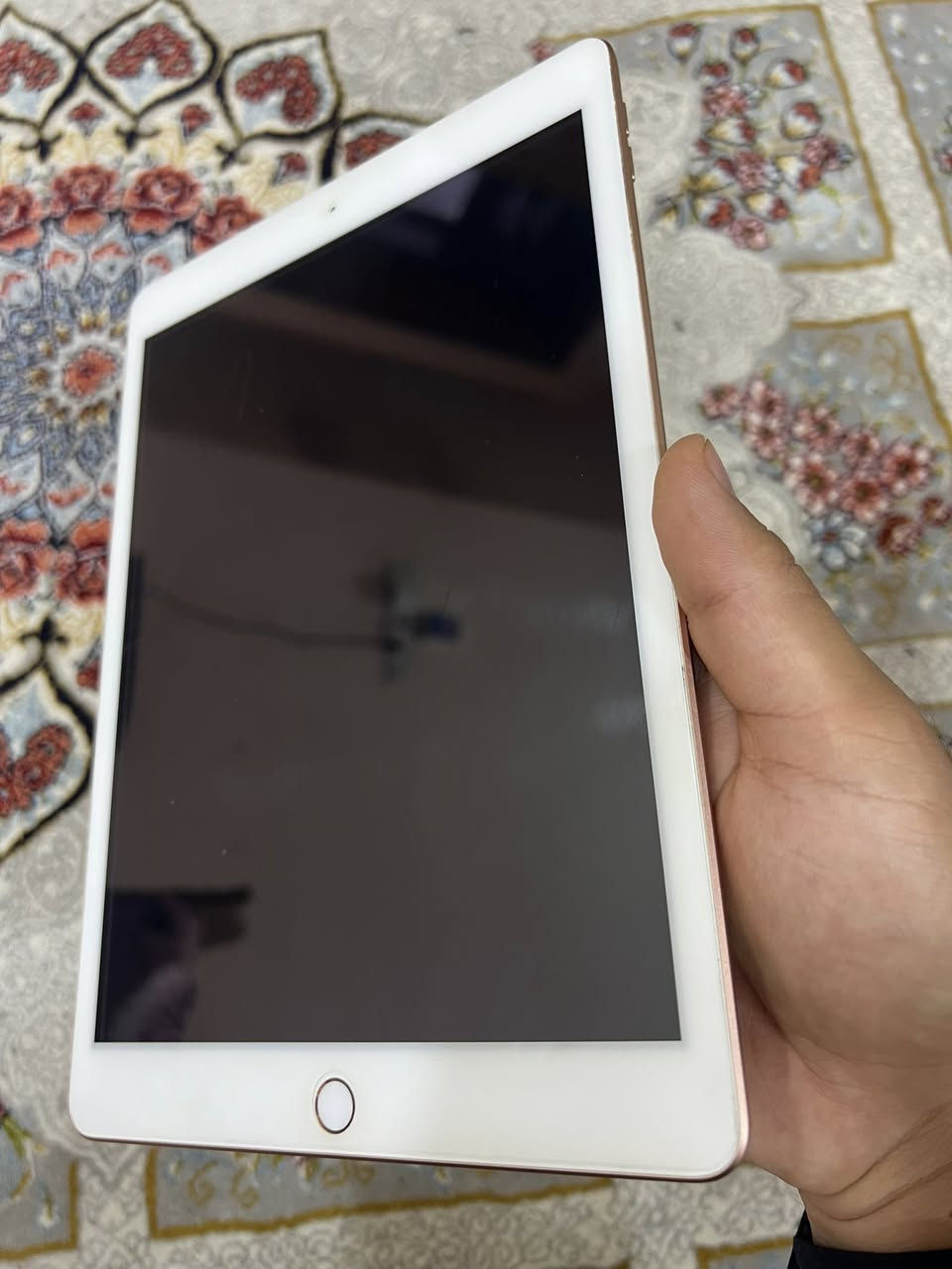 أيباد 8  ذهبي ،نضيف وما مبدل بي شي ،إستخدام شخصي،ذاكرة 128 ,**لسقة شاشه مبينه بالصوره ،يعني الشاشة الاصلية ما بيها اي خدش ،السعر 300 ألف


**إذا كنت صاحب هذا الإعلان وتريد حذفه لأي سبب، رجاءا أرسل رسالة إلى الدعم الفني**