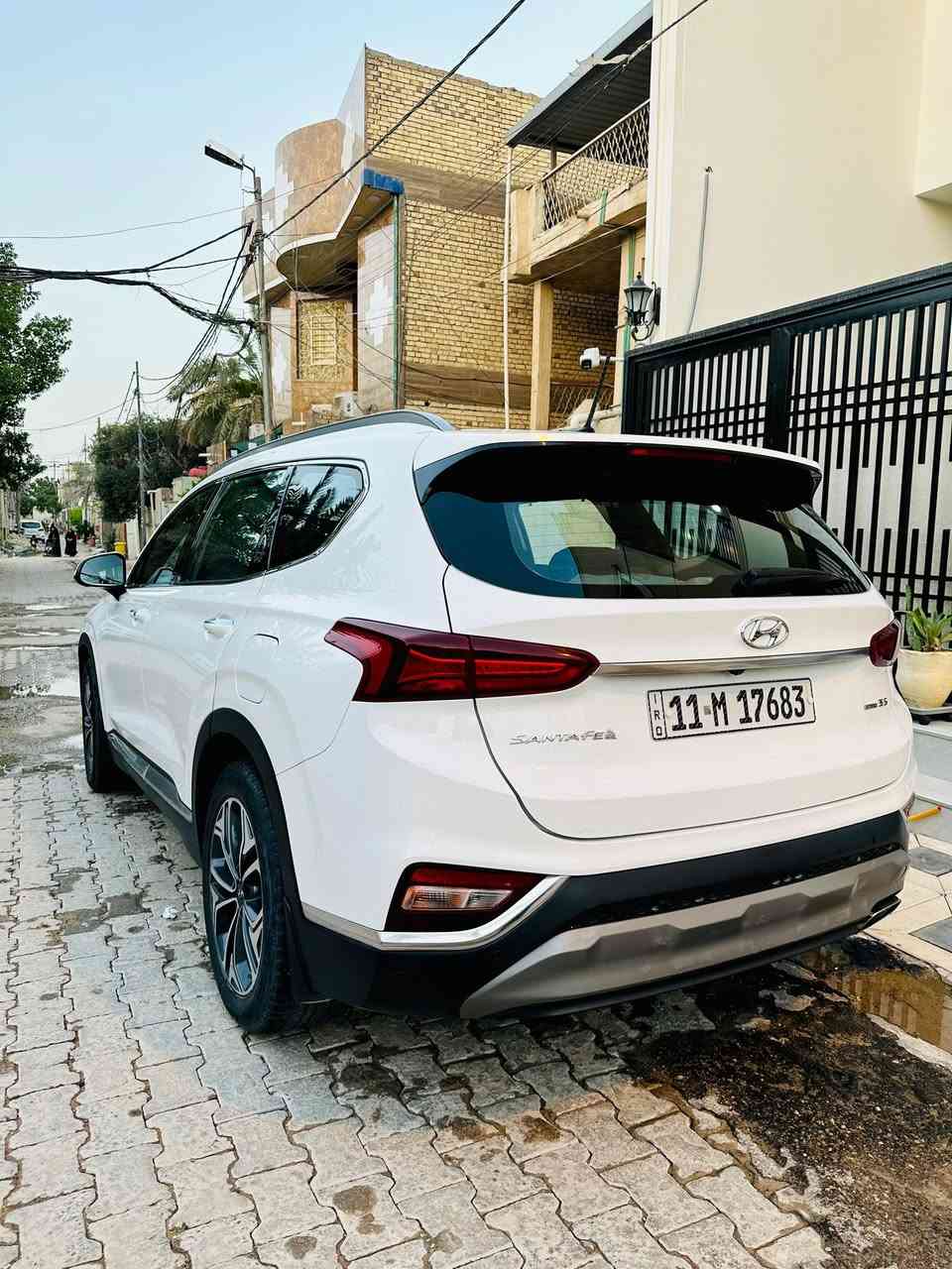موديل 2019 
خليجي 
فول مواصفات 
٧ راكب
محرك٦ سلندر  3500 المحرك نشط جداً  
تبريد ثلج ٣ قطع 
بردات خلفية 
كشنات جلد + مدوشمة جلد  

بصمة ، ابواب بصمة ،الكشنات الامامية كهرباء، لد نهاري ، اشارات بالمري، مرايات شفط ، ترحيب المريات شاشه كاربلاي + ، حساسات امامي خلفي ، كامره خلفيه دواره، تبريد 3 قطع ، بانوراما على طول السياره 
 درايف مود ، مانع انزلاق ،
تحكم انارة الدشبول ، اليدات نيكل

رقم بغداد والسنوية جديدة باسمي 
كير ٨ نمر مو ٧

مشية 117 كيلو متر
السعر :226 مع مجال بسيط 

***********
