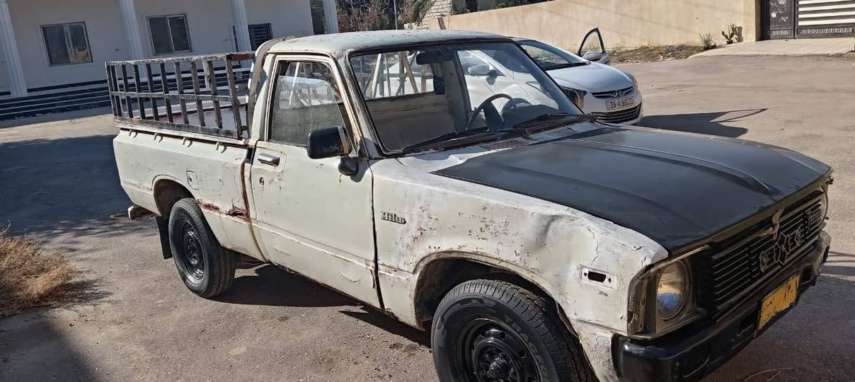 السلام عليكم البيع تيوته موديل 1985 محرك وكير اصلي ضمان  شركه المكان النجف المشخاب اي استفسار ***********
