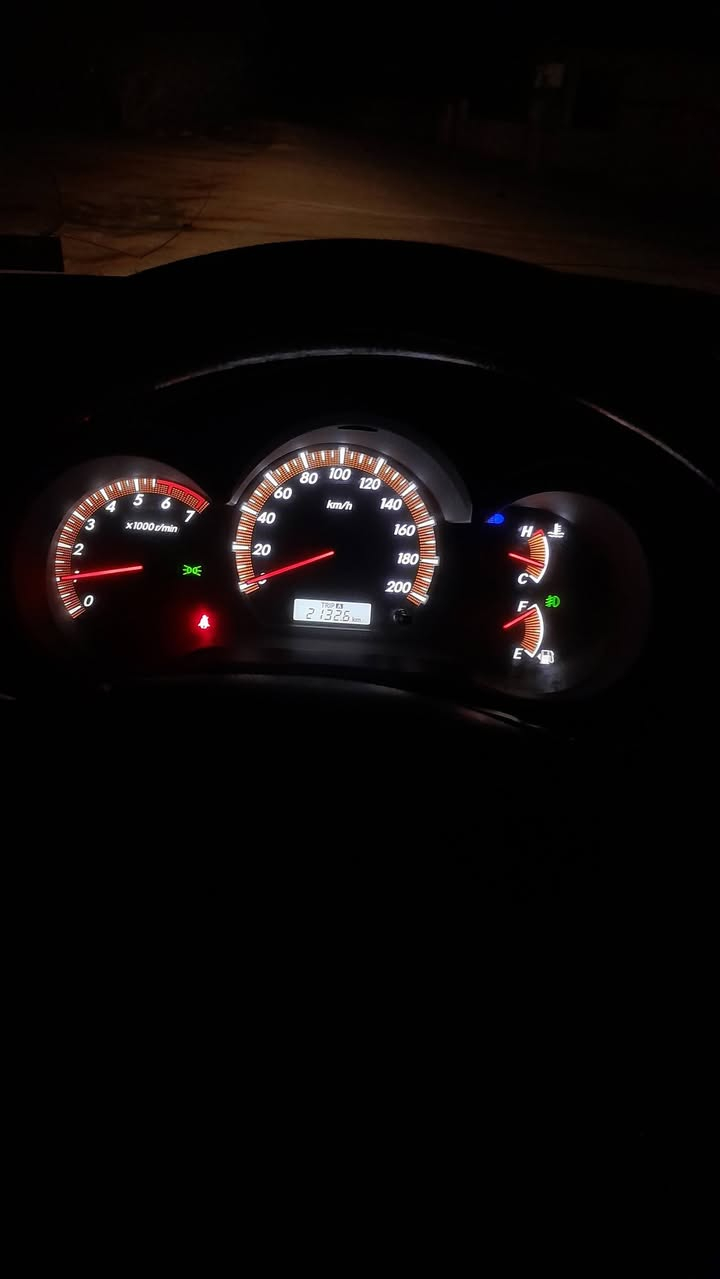 اسلام عليكم ورحمة الله وبركاته 
تقبل الله صيامكم 
للبيع هايلكس ٢٠١٢ كويتي (اساير )شاصي ١٩ محرك مامفتوح رقم صلاح الدين عادم الانزلاق فول الفول مكفوله عفاله عامه من اي اصبق  مابه شخط 

اسعر على الارقام 👇
***********
***********
