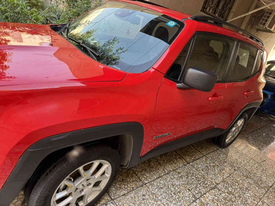 جيب رينجيد 2023 بغداد ماشية18000 mi    حادثها بنيد واجلغ بدون دواخل بدون ايرباك جديدة السعر 150 
***********
