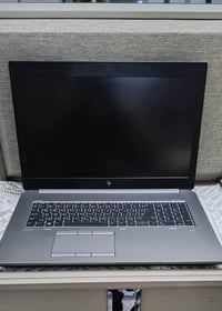 HP ZBook 17 • كور i9-9880H • كوادرو T1000