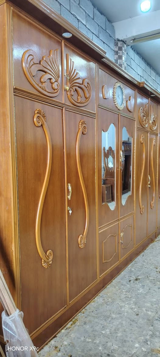 السلام عليكم غرفه كامله ام 6️⃣ بيبان شغل درجه ثانيه نظيفه كلش مستعمله غرفه جاهزه وكامله اي نقص ما بيها الوجه صاج خمسه ملم الست بيبان طابقين شغل سوقي سعرها 675 شامل الشد والتوصيل مجاني داخل النجف *********** واتساب موجود مكاني نجف ناحيه الرضويه قرب الجسر
