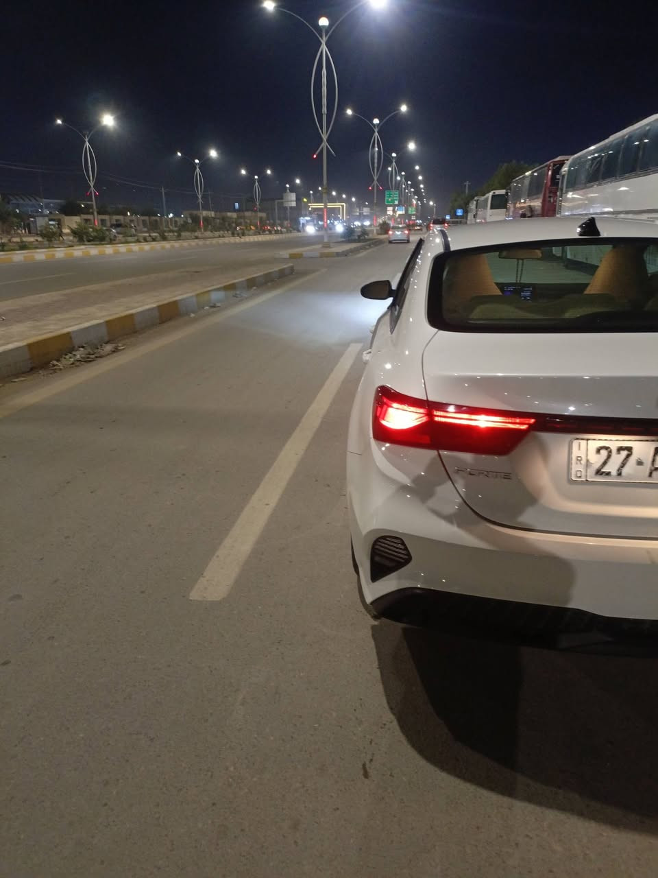 السلام عليكم
فورتي 24 للبيع 

• المحرك: 2000 دوش حادثه بنيد وجاملق  جهة الايسر بدون دواخل   

 • شاشه تدعم الكاربلي + كاميرا خلفية

 • رادار أمامي

 • 3 أنظمة قيادة

 • تحكمات ستيرن+ نظام تحديد المسار لايت زنون 

 • السيارة نظيفة جداً وجديدة بمعنى الكلمة  ماشيه 23

العنوان / ناصرية مدينه الصدر 

كلشي موجود ب سونار كريم حسون

السعر (١٦٠) بيه مجال 

 معوقين  ولد شاب سياره وكالةثاني يوم

للأستفسار 📞  *********** فقط اتصال
