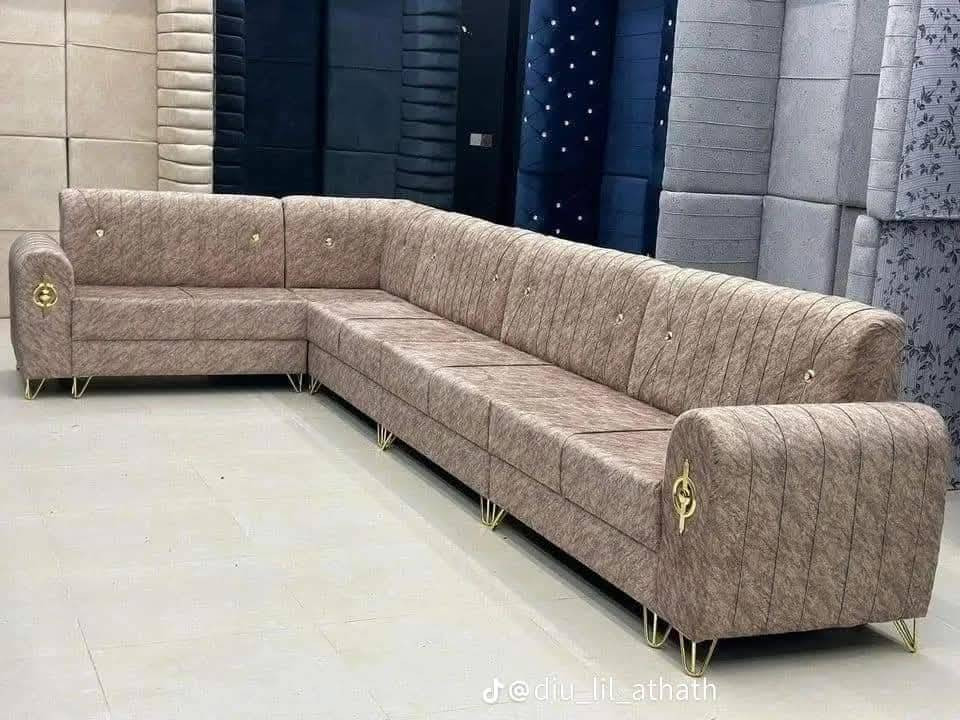 تخفيضات يابلاش يابلاش 
مع هديه ٤ كوشات 🔔📣📣

يعلن معمًل النعيمي😘 عن توفير  الوان ومديلات 
مميزه 
حسب طلب الزبون 
يتكون الديوان من 5قطع
  7 ونص امتار
كما تتوفر قياسات حسب المساحه والطلب 
موصفات  العمل ✌🏻
خشب جام روسي 
سفنج مميز اول 
قماش تركي 🇹🇷
العمل نفس الموصفات المذكوره 
ملاحضه 🔥
يوجد مع كل طلب ٤ كوشات هديه 
و يوجد  لدينا توصيل الي جميع محافظات العراق  🇮🇶 بسعار مناسبه 
سعر الديوان. 350 الف 
للحجز  الاتصال 😘
***********    وات ساب 

***********
#ضمان_العمل٣_سنوات 
ويوجد لدينا اسعار جمله لصحاب  المعارض 🥰
