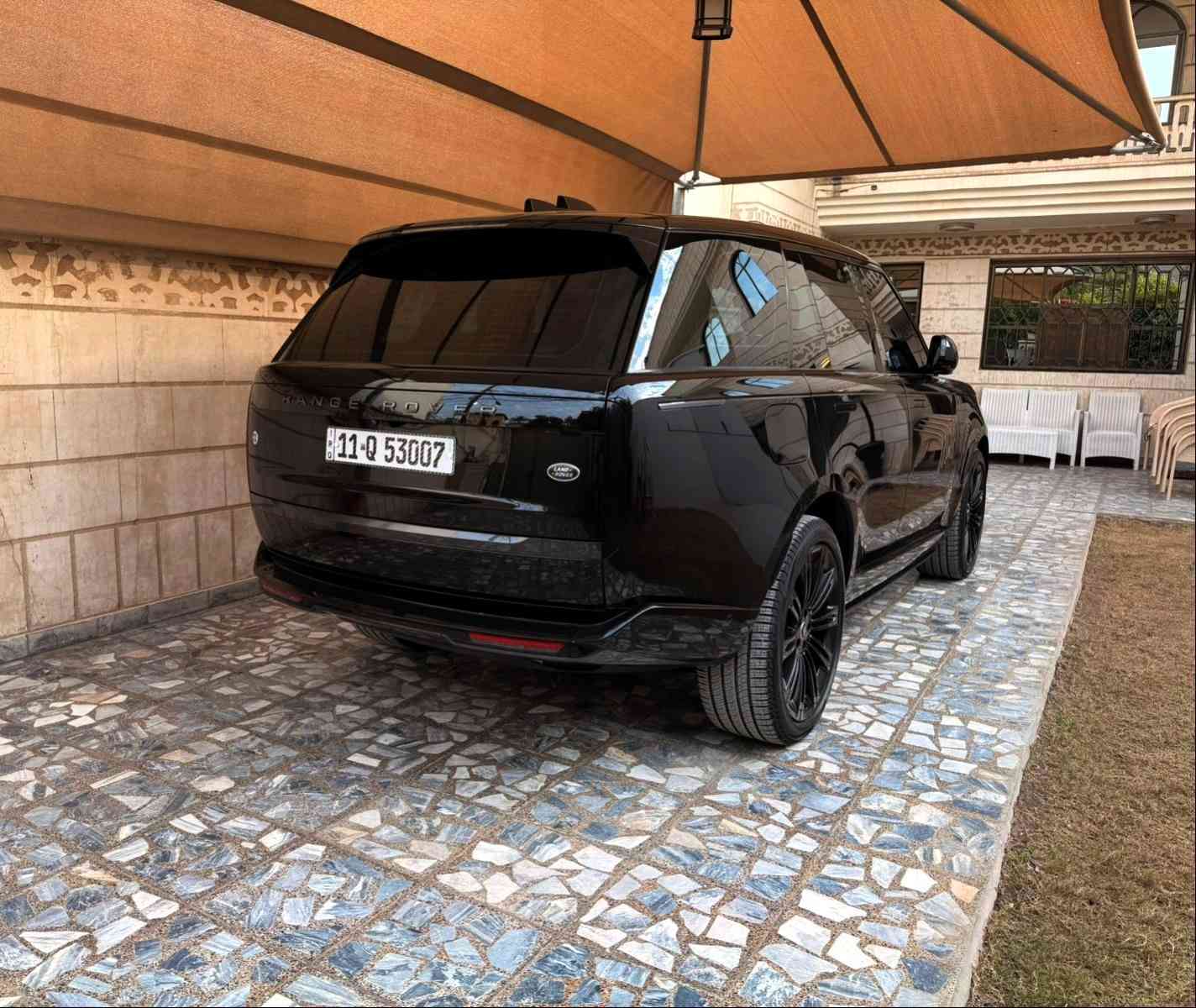 رانج  🔥 Range Rover Vogue P400 2023🔥

🤝لمعرفة السعر اكتب (  رانج  او 2023 )🤝
__________________________
🚗النوع:  Range Rover
💯  الفئة : Vogue P400
🔥🎗الموديل:2023
💯المسافة المقطوعة: 28 الف كيلو
🌐 السيارة سردار ضمان خمسة سنوات صيانه دوريه بلوكالة تخم تاير بيرلي و مغلفه ppf السياره صار بيها صبغ شبر بلبنيد
⚔️ مكان السيارة بغداد
🔥 المحرك 6 سلندر 
☎️للاستفسار اكثر :
اتصال   ***********
