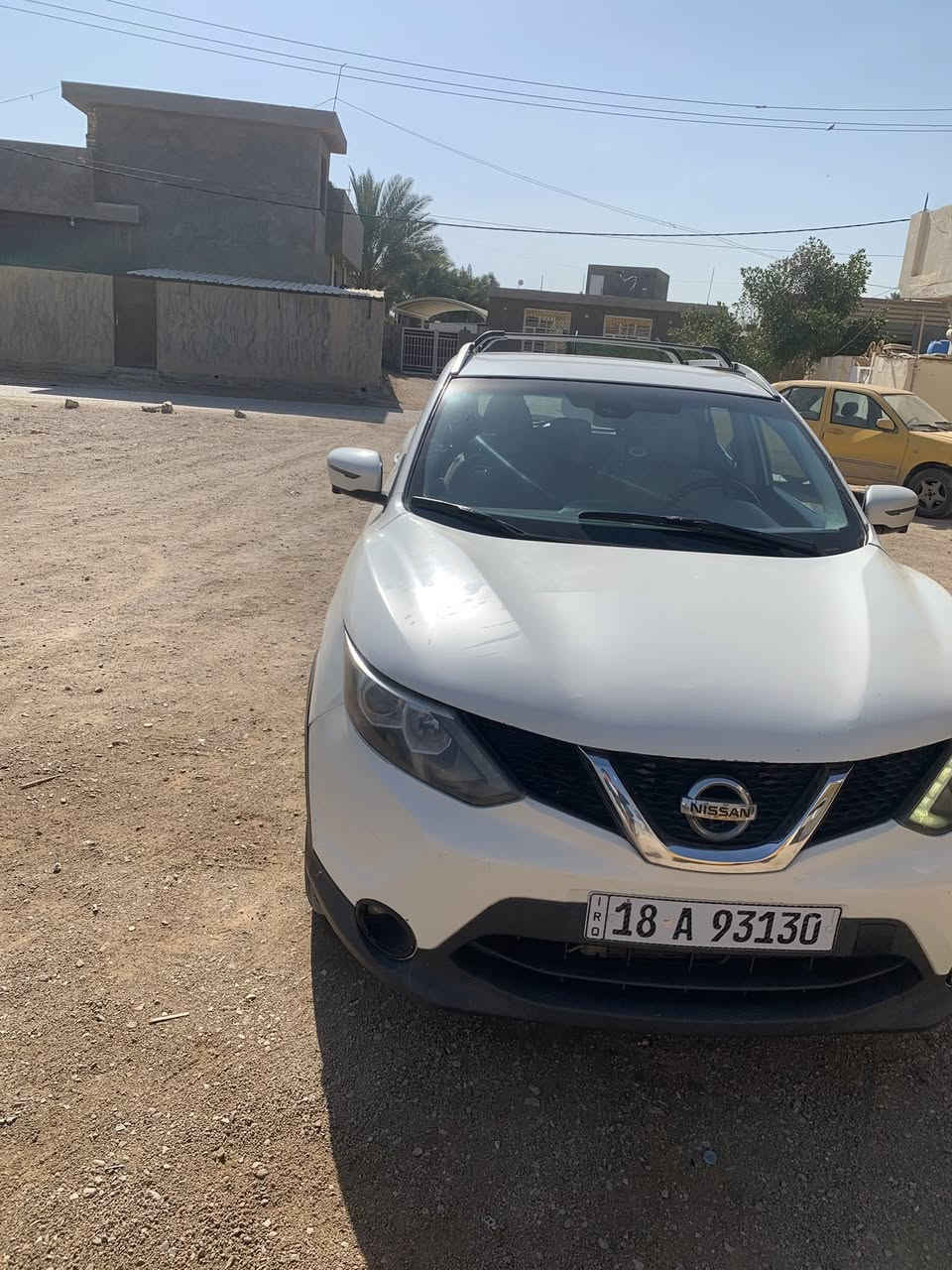 السلام عليكم
نيسان روج 2018
فول مواصفات 
كامرات جانبيه 
بصمه 
كشنات تدفئه تبريد 
جاهزه السياره من كلشي كير مكينه بحالةً الوكاله 
بيع مستعجل 
السعر 125 ومجالها قليل
الاستفسار:***********
موجود واتساب
