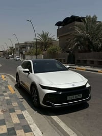 كراون 2023 Limited!  وارد امريكي ضرر بسيط وموضح بلصور   مواصفات 1/1 با...