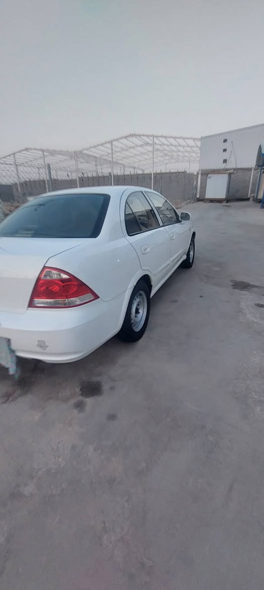 نيسان سني ٢٠١٣
بصره بسمي غير مكفول 
سياره حلوه مكينه كير تبريد 
***********
