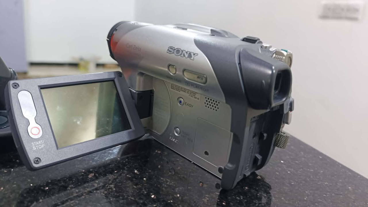 للبيع بس شاحنه يرادلهه كامره سوني اصليه قيم وخذه بل يرظه بي الله مدينة صدر


**إذا كنت صاحب هذا الإعلان وتريد حذفه لأي سبب، رجاءا أرسل رسالة إلى الدعم الفني**