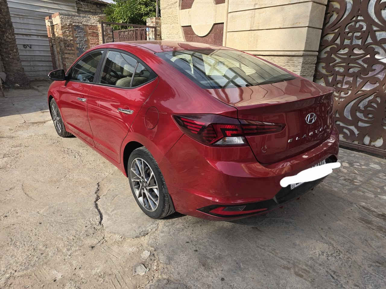 النترا 2020 خليجي مكفوله السياره فول مواصفات مكينه ٢٠٠٠ دوش السياره استخدام شخصي للتواصل *********** فقط عل رقم ما اجاوب خاص اني مكلف بل نشر فقط
