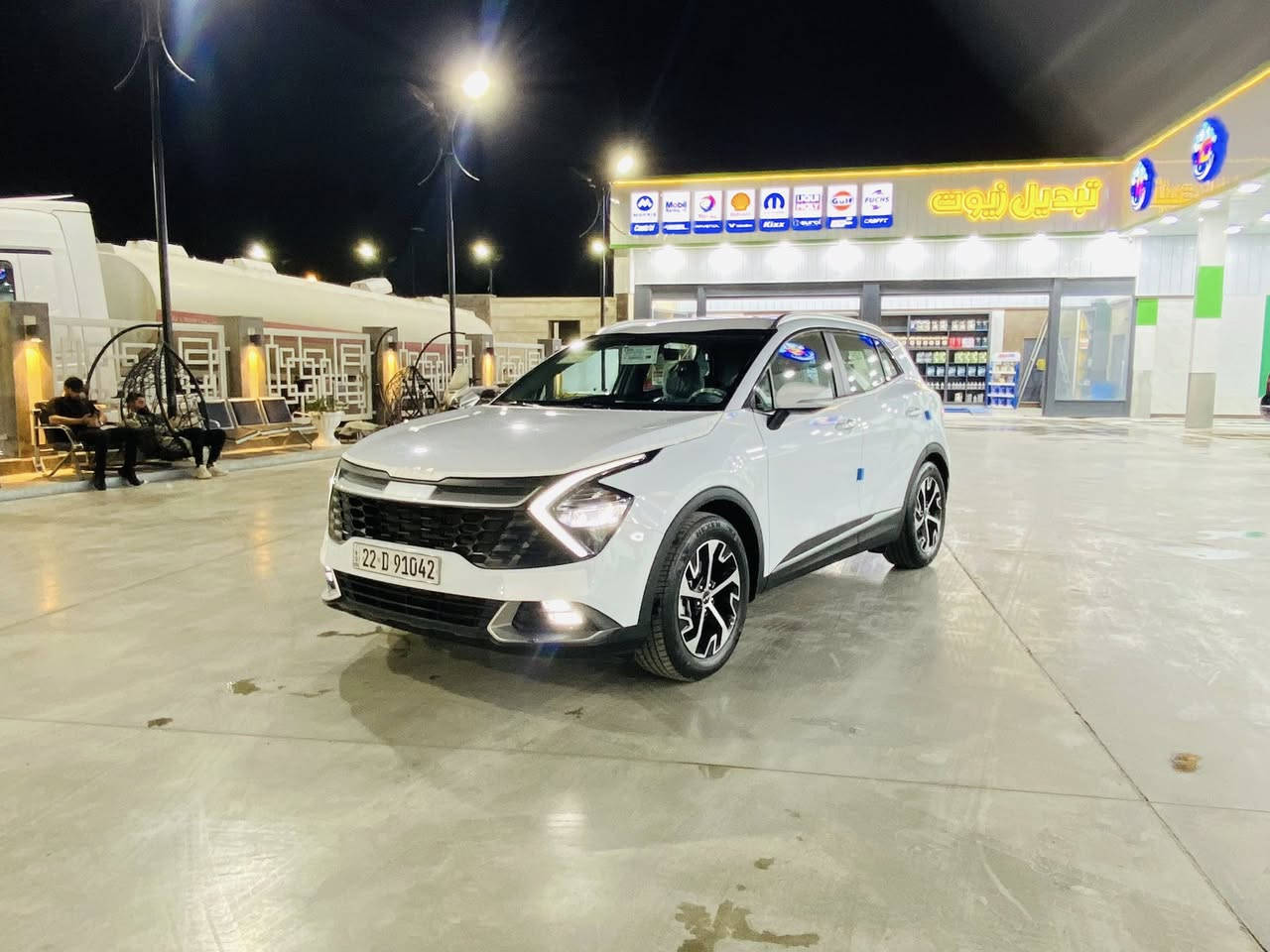 السلام عليكم
كيا سبورتج 2024 خليجي 
مكفول السيارة كفالة عامة 
مواصفات
بصمة 
دجتل 
شاشة كبيرة 
كامرة + حساس 
السيارة ماشية ٣٣ KM 
مري كهرباء
تشغيل عن بعد 

السعر216  وبيها مجال جداً بسيط 
***********
