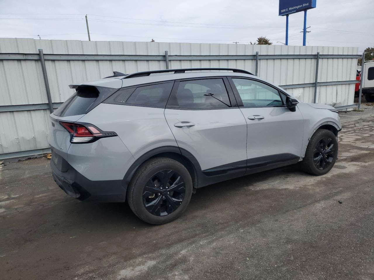 🚨 تنويه مهم
هذه السيارة معروضة في المزاد الأمريكي 🇺🇸
والمزايدة والشراء تتم عن طريق مكتب الباخرة للمزادات 🇮🇶
🔥 تدخل بكتاب الشهداء

───────────────
🚗 نوع السيارة:2025 KIA SPORTAGE X LINE
📅 تاريخ المزاد:الاثنين 09-03-2026
💰السعر:141 ورقة         
📊 الممشى:14722 ميل فعلي
🛠️ المحرك: 4 سلندر / 2.5 لتر
───────────────

🔥 مجاناً مجاناً مجاناً
📄 تقرير كارفاكس مجاني بدون أي مقابل
───────────────

🚗 سحب السيارة خلال 24 ساعة من وقت التسديد
💸 حسابات مخفّضة وعمولات أقل من السوق
───────────────

🚢 الشحن متوفر من:
🇺🇸 🇨🇦 جميع الولايات الأمريكية والكندية
➡️ شحن مباشر إلى العراق
➡️ العقبة – جبل علي – ميرسين
───────────────

🛃 تخليص كمركي كامل من ميناء أم قصر
🏔️ تخليص كمركي إلى إقليم كردستان
🇯🇴 شحن مباشر إلى عمّان (العقبة)
🇹🇷 شحن إلى ميناء ميرسين – تركيا
───────────────

🏢 فروع الشركة:
📍 الفرع الأول: بغداد – السيدية – الإعلام
📍 الفرع الثاني: الإمارات العربية المتحدة – الشارقة – الصناعية 4
───────────────

👥 مجموعة البيع والشراء:
https://www.facebook.com/share/g/17pXXBgeeU/?mibextid=wwXIfr

───────────────

🎵 TikTok:
https://www.tiktok.com/@al_bakhera?t=8qGOLioZlVE&_r=1

───────────────

📞 للاستفسار والتواصل:
+9647739115599
