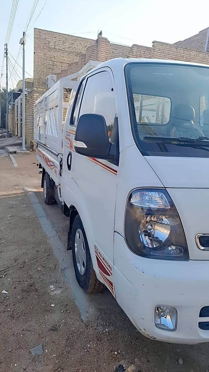 السلام عليكم كيه موديل2020 مكينه2700 سياره بلاديه
سنويه 27 تحويل ثاني يوم   مكفوله كفاله عامه الرقم ***********الرقم ميسان مكان ميسان والسعر 130وبيها مجال
