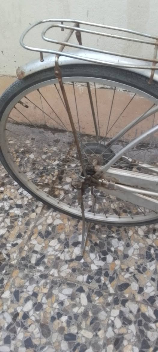 بايسكل  حجم 27بناتي للببع السعر 50الف الشراي يجيني خاص


**إذا كنت صاحب هذا الإعلان وتريد حذفه لأي سبب، رجاءا أرسل رسالة إلى الدعم الفني**