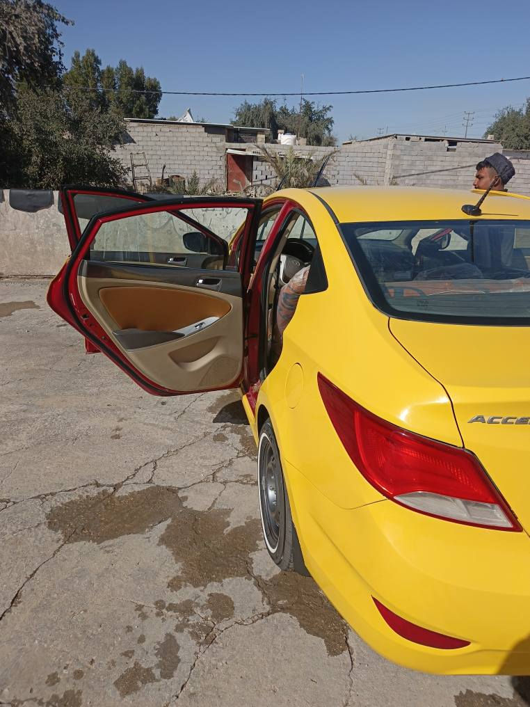 كسنت البيع مديل 12 سعر 80 وبيه مجال ***********
