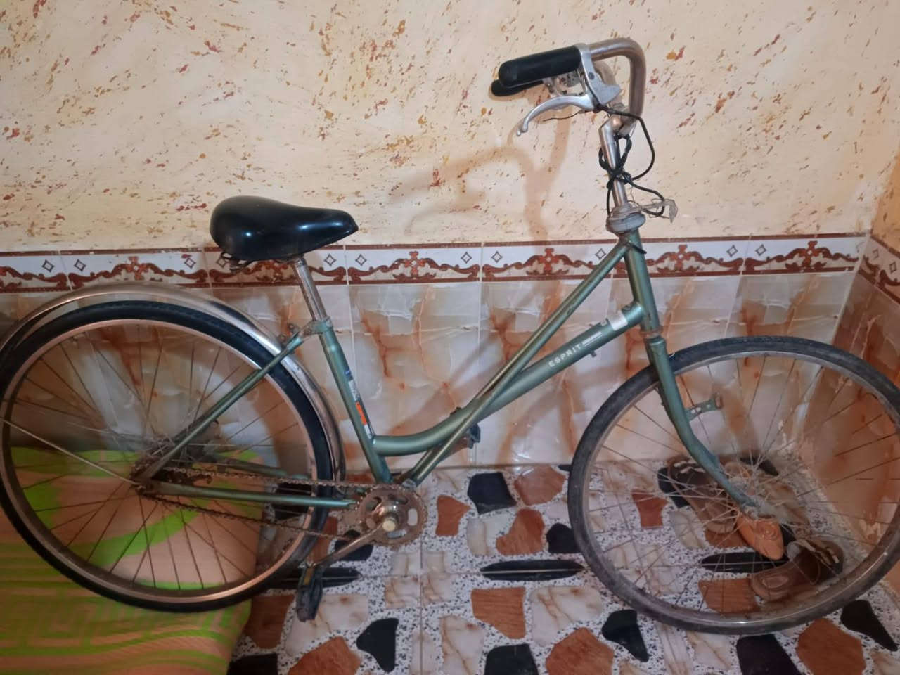 السَلٱمٌ عـَلـْيكمّ شباب باسكل لبيع السعر 65 وبيه مجال غراضه كامله


**إذا كنت صاحب هذا الإعلان وتريد حذفه لأي سبب، رجاءا أرسل رسالة إلى الدعم الفني**