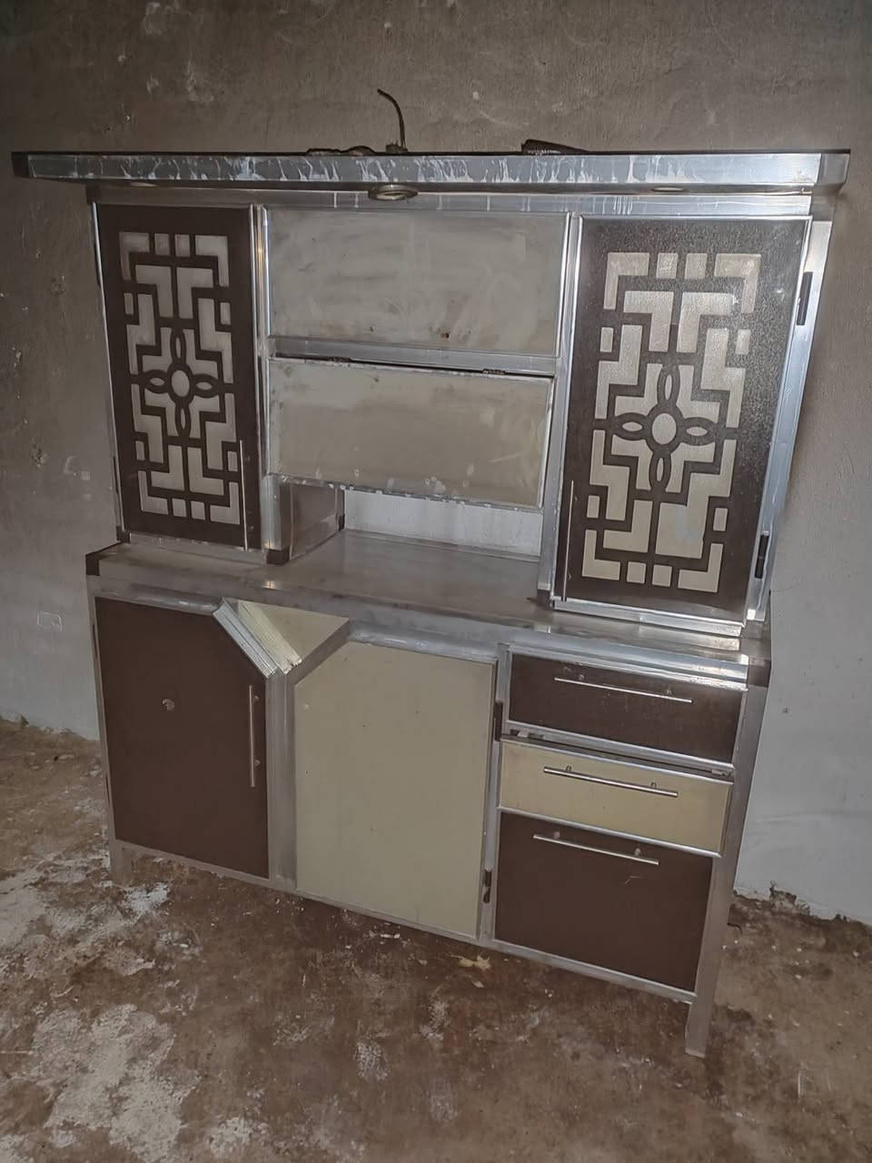 كاونتر تسكام ٣ قطع للبيع زين لقوس *********** او واتساب
