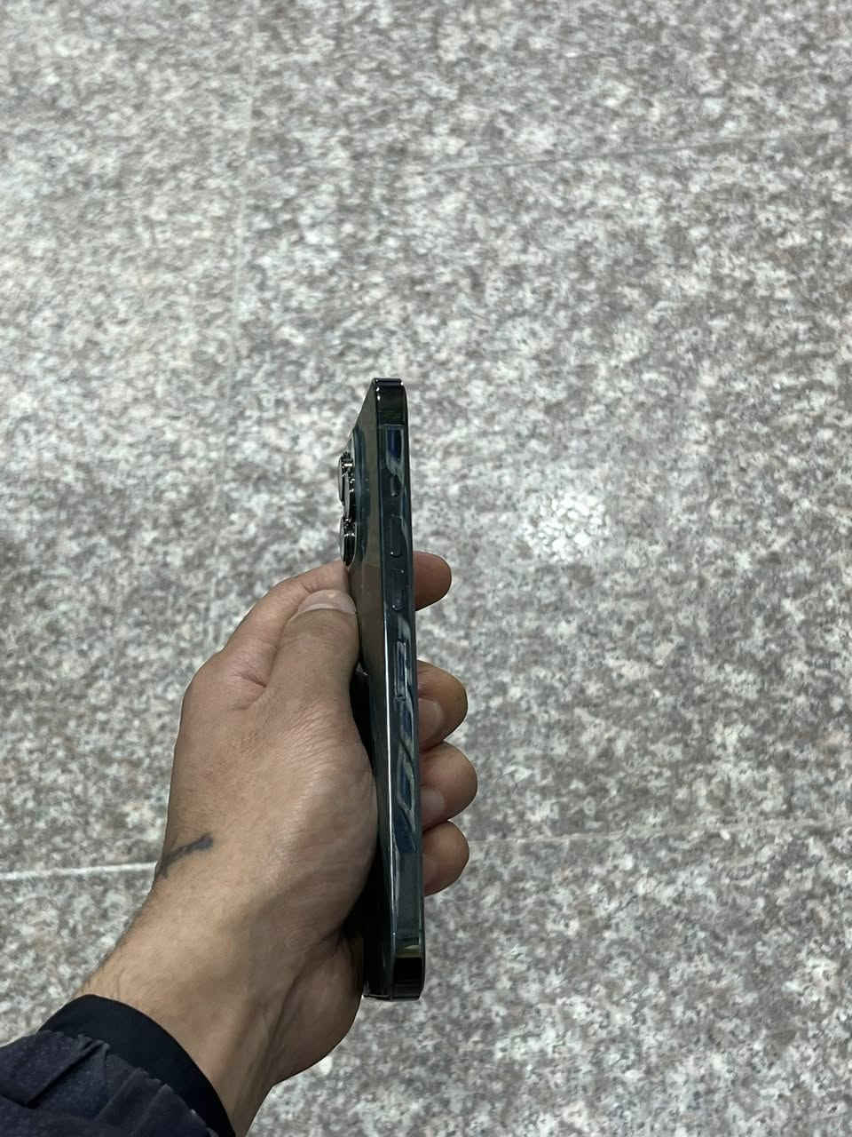 ايفون 13 برو ماكس ذاكره 128 شرق اوسط بلادي وضع شركه شرط ممفتوح بطاريه 80 كلشي مكفول فقط ضهره رايده 525 نهائي نهائي مكاني بغداد غزاليه ***********
