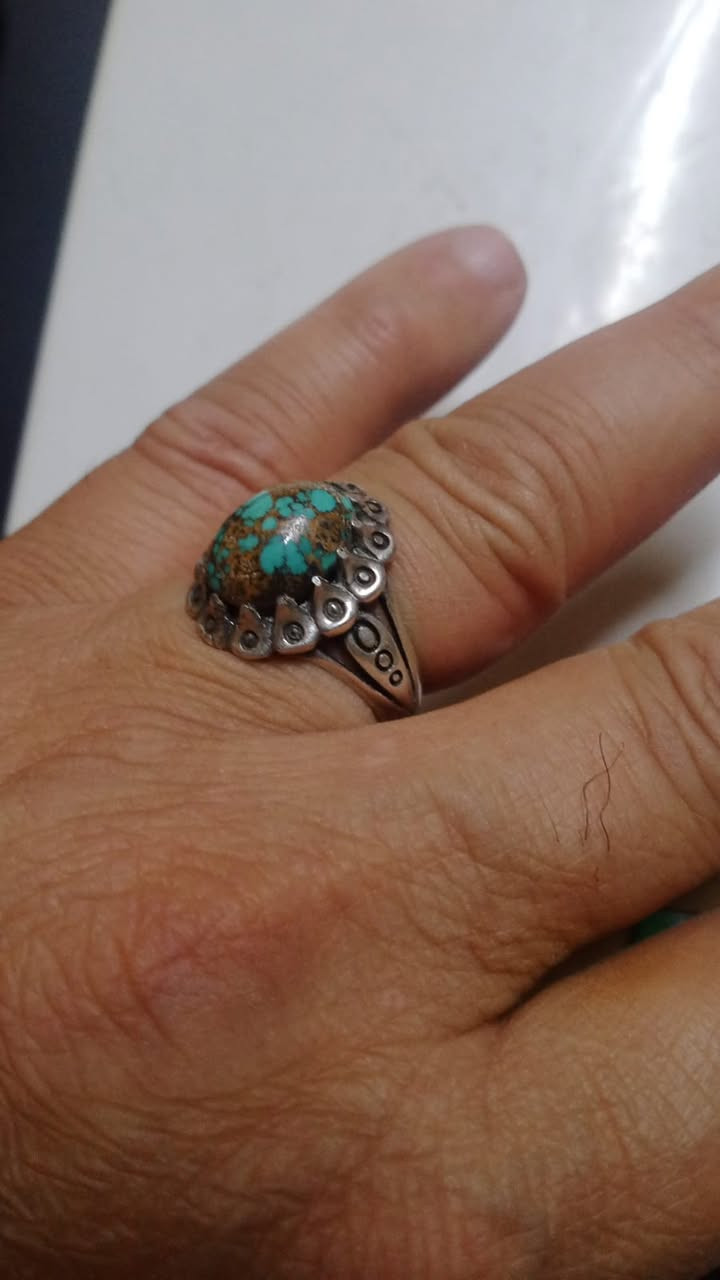 خاتم فيروز فضة 925 - السعر 65 الف (مع التوصيل)


**إذا كنت صاحب هذا الإعلان وتريد حذفه لأي سبب، رجاءا أرسل رسالة إلى الدعم الفني**