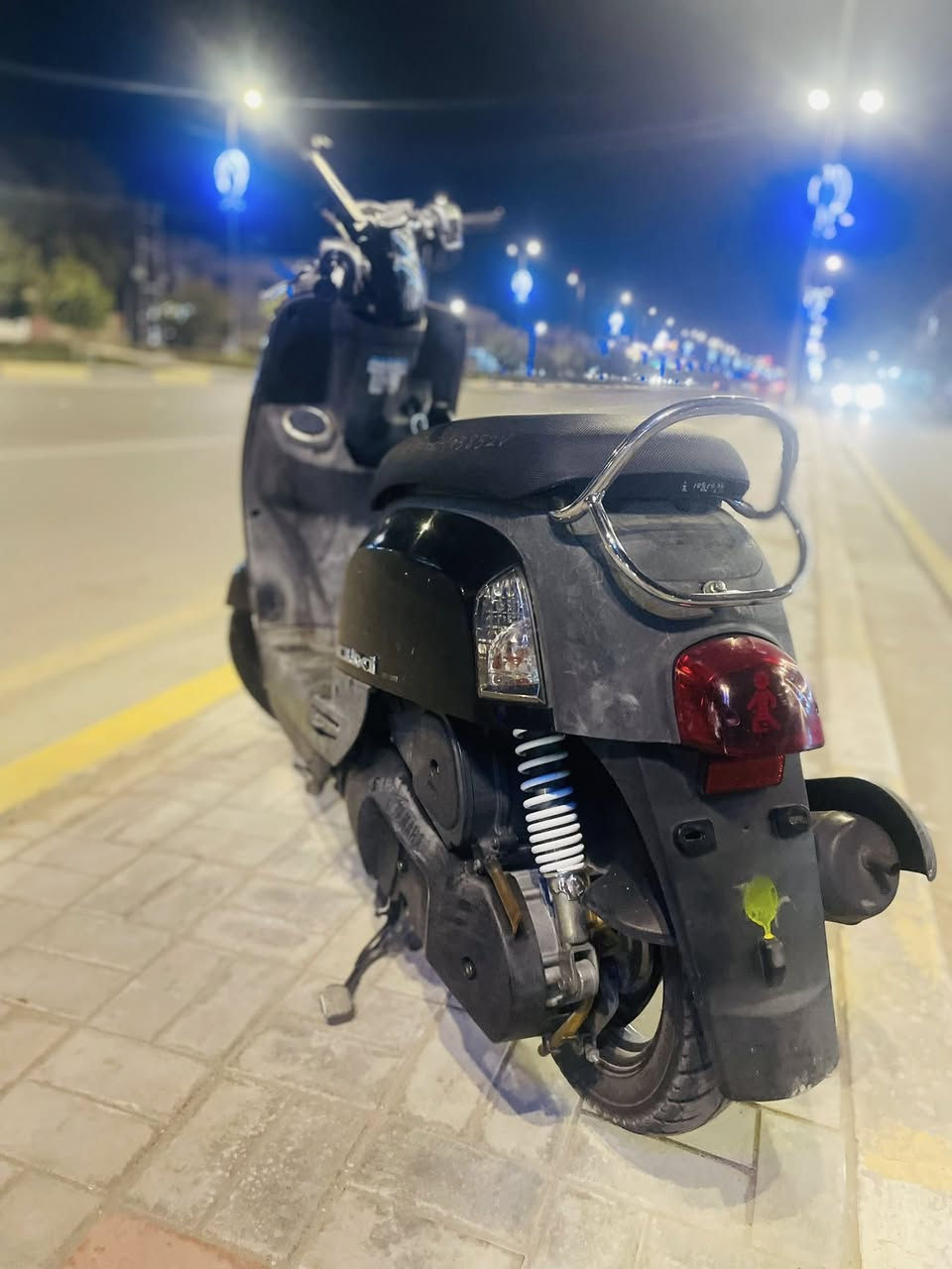 سلام عليكم من رخصت الأمن دراجه بوليس نوزل سوده كفاله عامه برغي ماً مفتوح لله شاهد دراجه خير من لله ختم واحد مديل 2008 صارله شهرين من طالعه معرض زيوني الشمري كله ع وضع البلاد محرك خير من لله مكاتبه ويه المعرض السعر خاص رقم التلفون ***********
