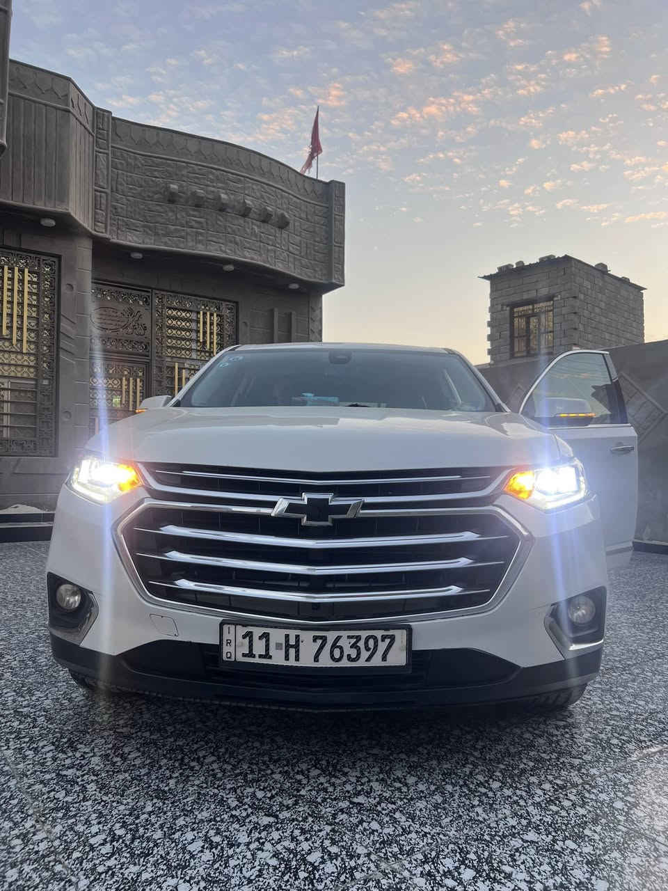 #-اللهم صلي على محمد وال محمد
شوفر لية ترافرس وارد امريكي موديل 2018
اعلى فئه
Vip كشنات
3 قطع تبريد
كشن تدفئه تبريد
تحكمات ستيرن
دخول ذكي 4 ابواب
تشغيل عن بعد 
جنطه كهرباء
 7 راكب
منضومه غاز
ماشيه 145 الف
بانوراما عدد 2
دفع رباعي
مانع انزلاق
تدفئه ستيرن
شاشه لمس
شاشه تدعم ابل كاربلي + اندرويد اوتو
تحكمات مري
شاحن ماكسيف 
تحديد مسار 
كامره دواره 360  
مراقبه نقطه العمياء
3 وضعيات قياده 
كشنات منفصل جلد 
فول مواصفات 
السياره موجوده بصره كرمه علي 
السعر 210 وبيها مجال للناس الخيره 
الاستفسار ***********
