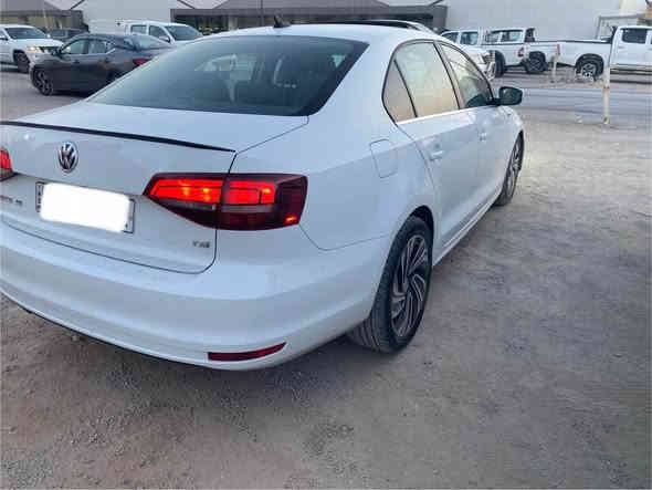 ماشاءالله 

جیتا  2017 فول فول 

دوو پارچەی بۆیاخە

مەکینە مەرغوب 14 تۆربۆ

مواسەفاتەکانی بەسمە سڵایت کۆشن جڵد کۆشن هیتەر شاشە گەورە کامیرا ڕادار  جام شەبەح  دەرگا بەسمە سندوق بەسمە ئاوینە ئیشارەت 

سەیارەکە ٩٤ مایل ڕۆیشتوە

سەیارەکە ویلی sel ٢٠٢٢ لە بنە 
لایتی لیدە

کامل سیرڤسی بۆ کراوە بی مەسرەفە و بی تەقەو ڕەقە

سەنەوی تا ٢٠٢٩ مانگی ٧ نویە

گیڕ و مەکینە و کارەبایت و تەحویل و 
غرامە بەشەرت 

سعر / ١٢٩ گەڵاو معامەلە

شوین  / ڕانیە

*********** /  *********** رانية
