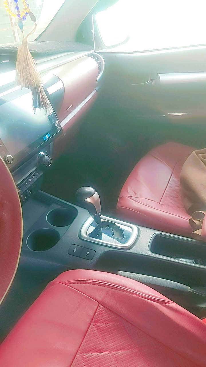 السلام عليكم بيكم انفلونزا موديل 22 واصفات بصمه جلد جير اوتوماتيك سياره مقفولهه الاستفسا***********
