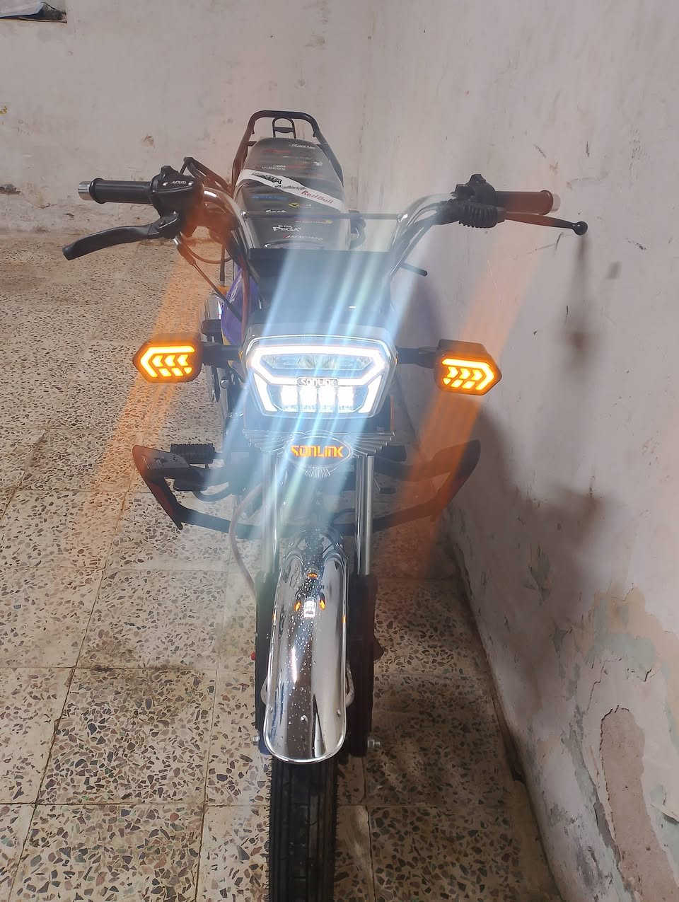 سلام وعليكم يراني 2025
زيرو منفيس موجود بصمات 2
دراجه جديده كليش ما عايزهه
سعره    850
***********
