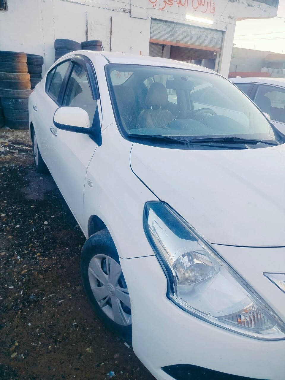 السلام عليكم
نيسان هندي بليته الزركة موديل 2019 رقم اربيل
ماشية 85000 كم
شاشة وكامرة دوارة وحساس خلفي 
بيها مكانين بارد بدون دواخل
صدر امامي وخلفي وحدادية كل جديد ماتصرف دينار عليها
السعر 105$ وبي مجال لطيبين
مكان السيارة نينوى /حمدانية
للاستفسار *********** موصل, نينوى
