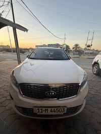 كيا سورنتو خليجي  رقم بغداد  موديل ٢٠١٩  دبل شباك الشكل الجديد  لون اب...