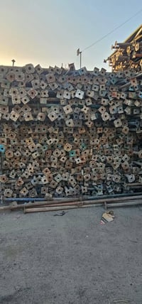 جكات للبيع ٤متر كميه مفتوحه عنوان بغداد 07713733292 سعر جك 11 الف